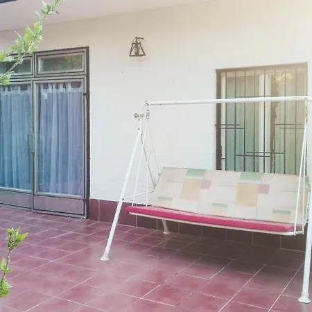 בית נופש Nice In W/ Wifi And 4 Bedrooms